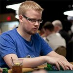 Мики «mement_mori» Петерсен подписывает контракт с  PokerStars